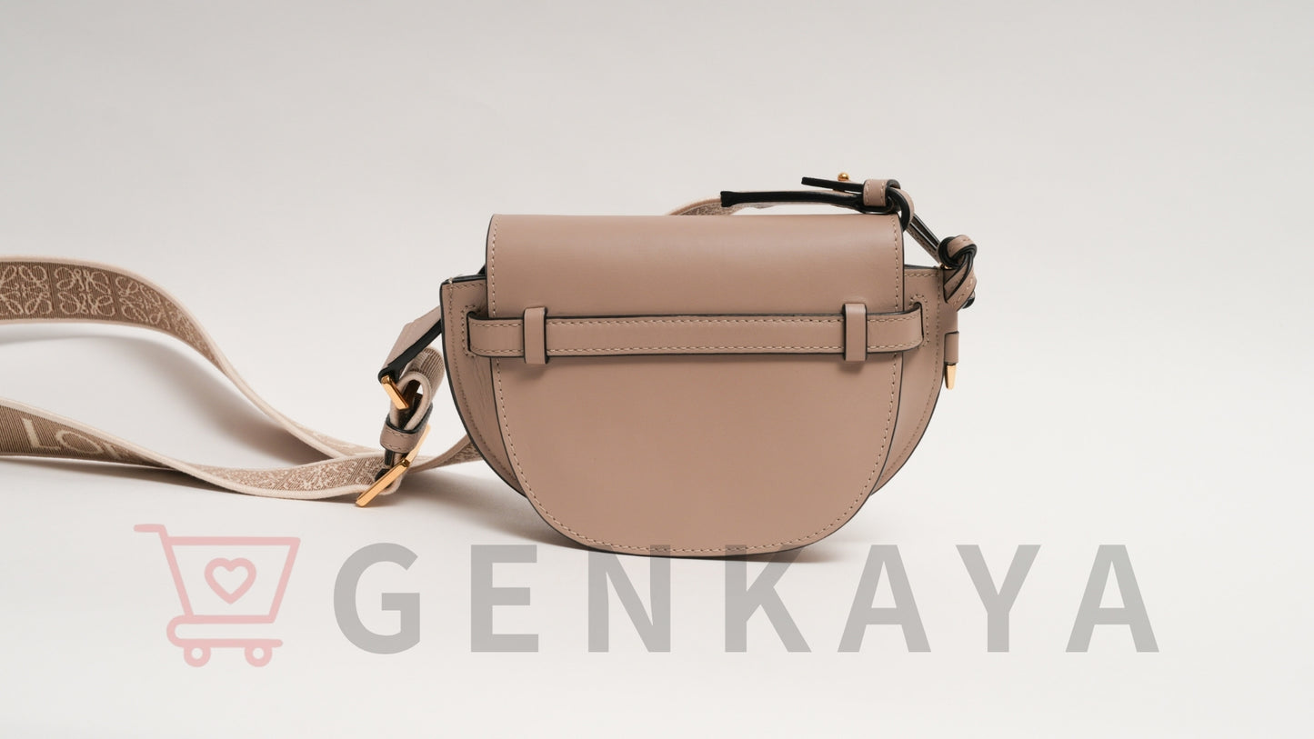 LOEWE ゲート デュアル ミニ レザー ショルダーバッグ ベージュ