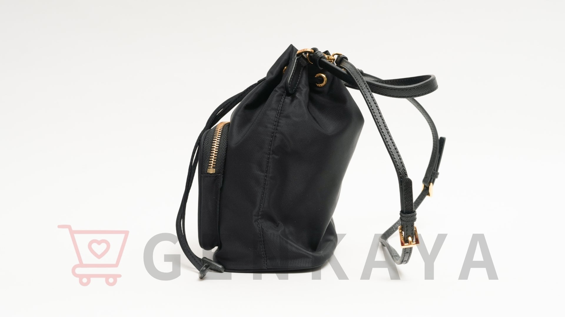 PRADA テスート ナイロン 2WAYショルダーバッグ ブラック 1BH038 – GENKAYA
