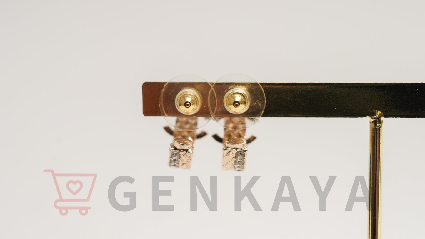 CHANEL ココマークGP B22S ピアス ゴールド