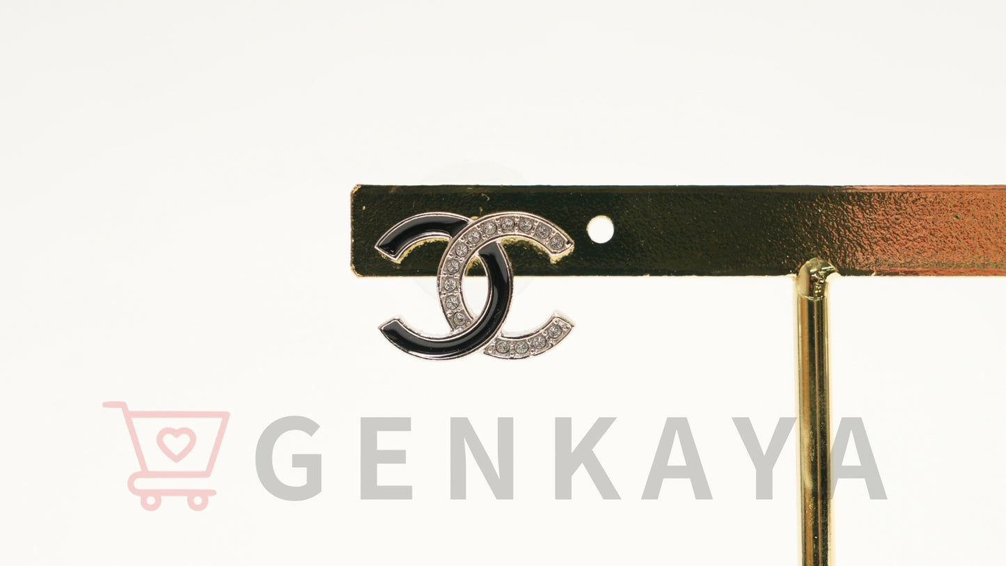 CHANEL ココマーク ラインストーン ピアス B25S シルバー×ブラック