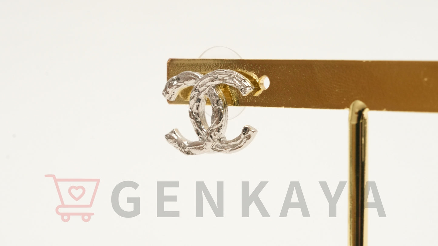 CHANEL ココマーク ピアス B25S シルバー