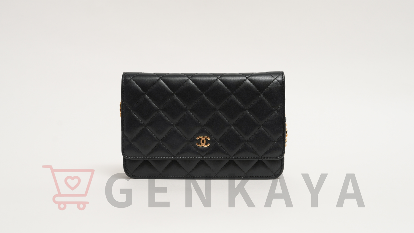 CHANEL マトラッセ ラムスキン チェーンウォレット ブラック 23番台