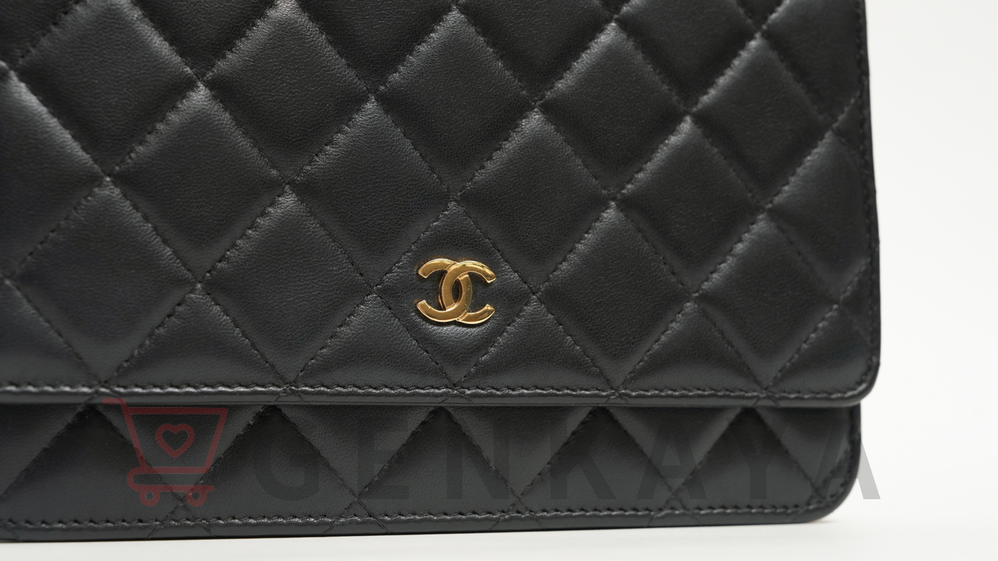 CHANEL マトラッセ ラムスキン チェーンウォレット ブラック 23番台