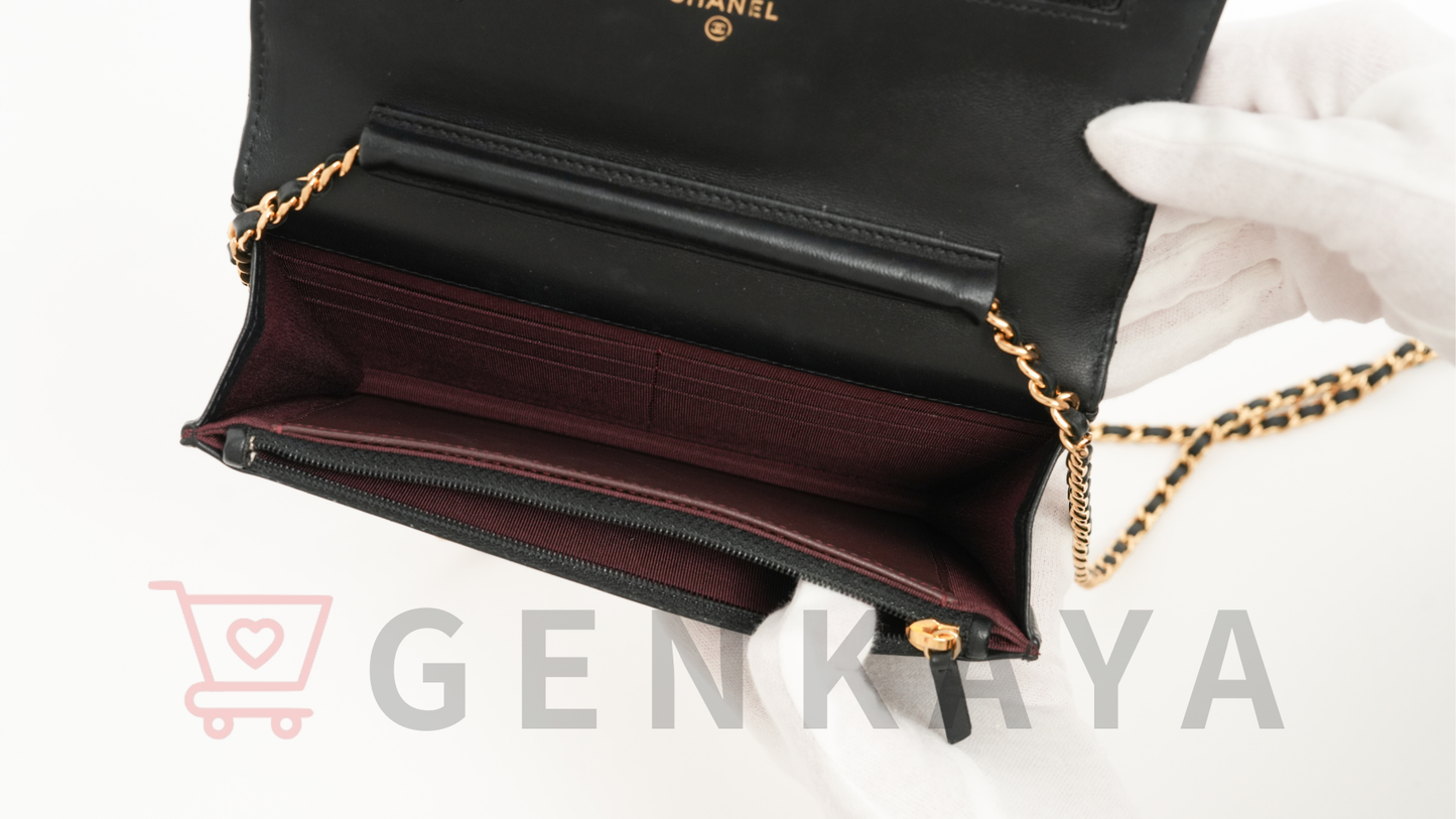 CHANEL マトラッセ ラムスキン チェーンウォレット ブラック 23番台