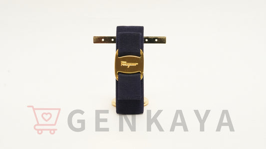 Ferragamo ヴァラ バレッタ ネイビー
