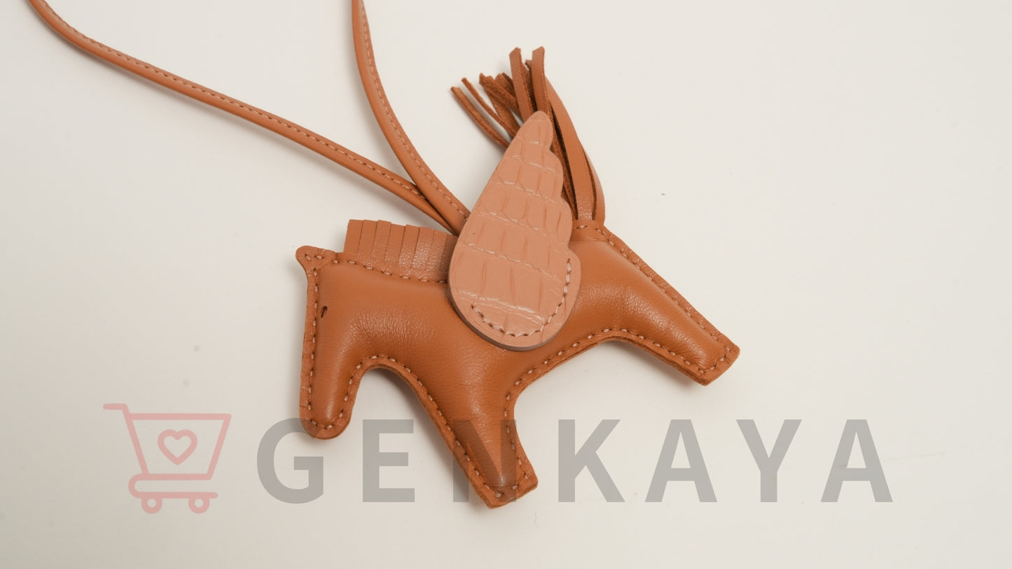 Hermès ロデオチャーム ペガサスPM K刻印：2025 ゴールド アニョーミロ×アリゲーター