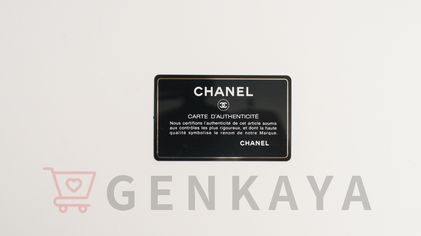 CHANEL マトラッセ ラムスキン パール チェーンウォレット ブラック ゴールド金具 AP2579 30番台