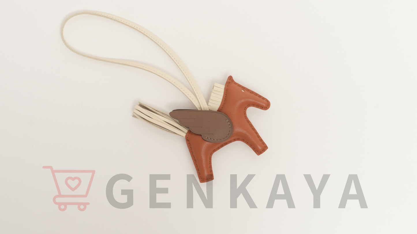 Hermès ロデオチャーム ペガサスPM K刻印：2025 ゴールド×クレ×エトゥープ